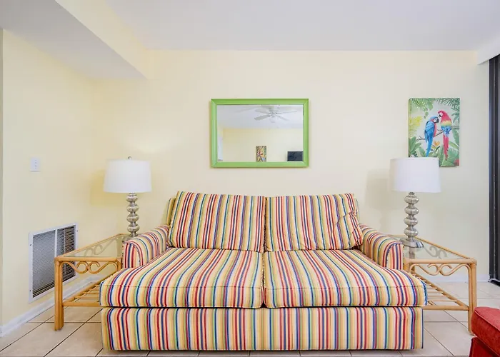 Apartment Island Winds West 876