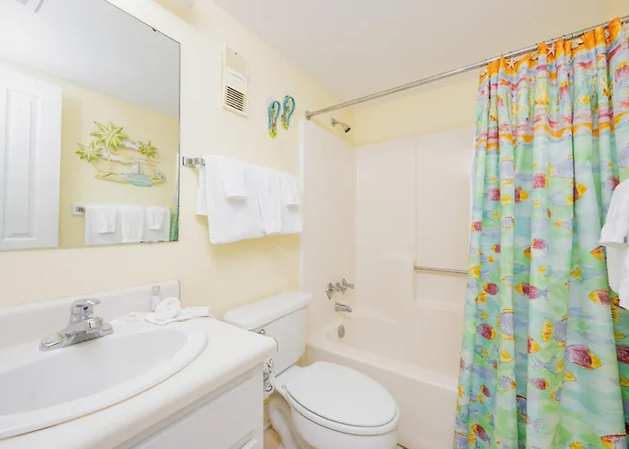 Apartment Island Winds West 876